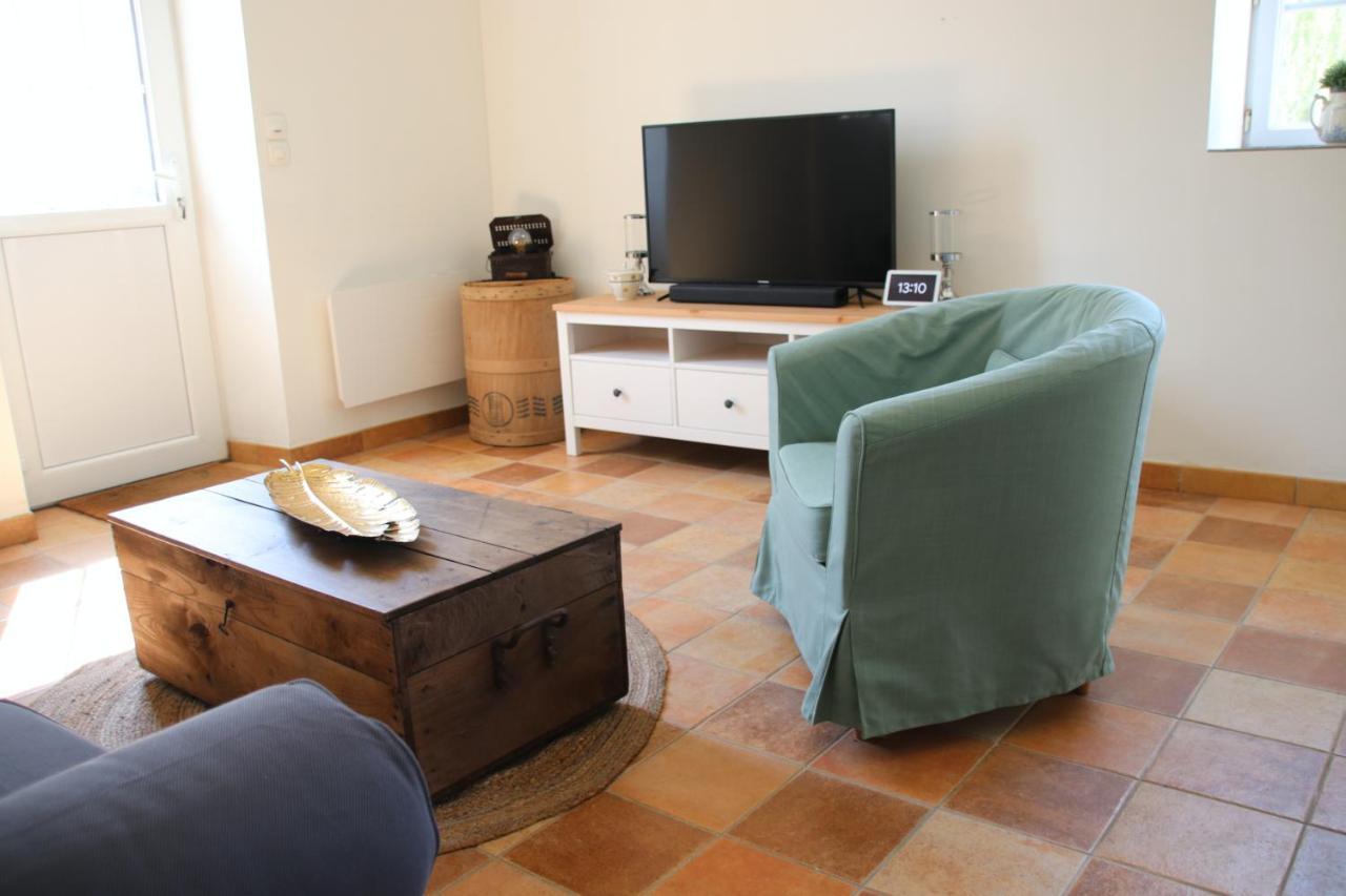 Le Vieil Home, Au Pied De La Cite Medievale La Haute-Chapelle 外观 照片
